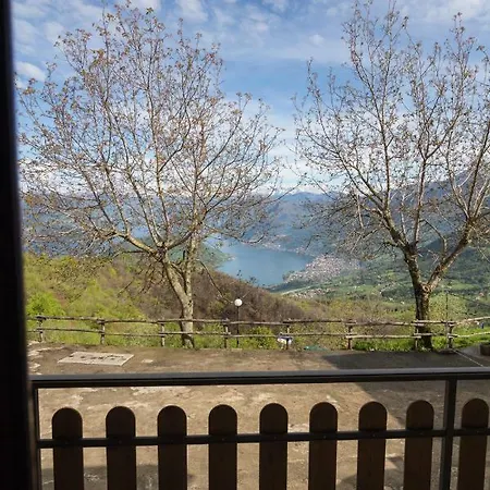 I Colmi Πανδοχείο *